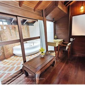 Paradise Suite Thai Style